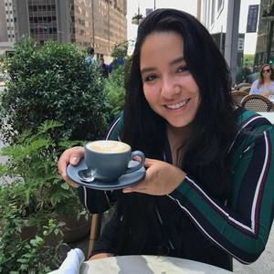 Meet your Posher, Alessandra